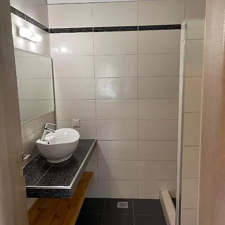 Appartement Helen Lukovë