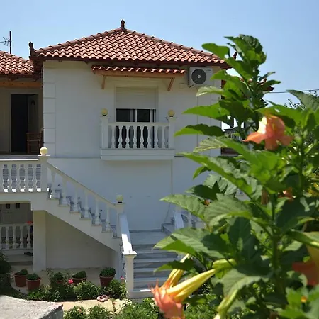 Apartment Helen Lukove